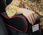 アームレストクッション 肘置き ひじ掛け 車用 カー用品 カーインテリア 肘クッション センターコンソール コンソールパッド レザー調 防水 防油 内装 ポケット付き スマホ入れ バックル ウェーブ 後付け 弾性 ドライブ 長距離 運転 車用シート 取り外し可 ふんわり おしゃれ シック かっこいい スマート スタイリッシュ
