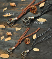 キュービックネックレス キューブネックレス アンティーク風 本革 ペンダント メンズ レディース 男女兼用 ユニセックス ペア お揃い アクセサリー CUBE シンプル カッコイイ おしゃれ ナチュラル