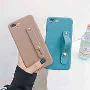 iPhone14 14Pro 14Plus 14ProMax対応 スマホケース 背面ベルト付き くすみカラー シンプル 無地 落下防止 保護カバー おしゃれ ユニセックス