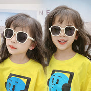 サングラス キッズ 子供用 男の子 女の子 UVカット  紫外線対策 カラーレンズ カラーフレーム ソフト かわいい おしゃれ かっこいい 旅行 リゾート UV375