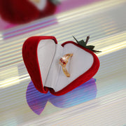 リングケース 指輪ケース アクセサリーケース ジュエリーボックス いちご イチゴ 苺 ストロベリー 立体的 収納ボックス おしゃれ かわいい インテリア ディスプレイ 装飾 飾り ギフト プレゼント 贈り物