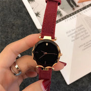 腕時計 リストウォッチ レディース 女性用 アナログ ラウンド 丸型 レザー調 スエード調 上品 おしゃれ きれいめ 可愛い シンプル 普段使い 通勤 おでかけ ファッション小物 プレゼント