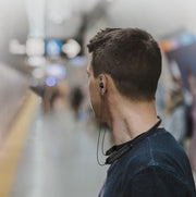 ワイヤレスイヤホン Bluetooth5.0 ブルートゥース 通話 ハンズフリー 音量調節 マイク カナル型 首掛け スポーツ リチウム インナーイヤー イヤフォン iPhone Android