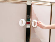 取っ手 後付け 開閉補助 ドアハンドル DIY 引き出し 両面テープ付き 貼り付け 取り付け簡単 補助ハンドル 丸型 ラウンド型 窓 引き戸 トイレ ドア 戸棚 便利グッズ