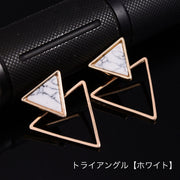 ピアス スタッドピアス アクセサリー レディース 女性 耳飾り 丸型 三角 四角 ラウンド サークル スクエア 大理石風 ゴールドカラー おしゃれ シンプル 大人 上品 きれいめ 可愛い ファッション雑貨 ギフト プレゼント 誕生日 パーティー お呼ばれ マーブル模様 女子 女の子 ホワイト グリーン Pierce