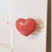つまみ 取っ手 フック 1個 単品 ドアノブ 粘着式 後付け 防水 壁掛けフック 引き戸 食器棚 収納棚 戸棚 引き出し 窓 キャビネット タンス トイレの蓋 建築資材 建具金物 ハート 便利グッズ 壁掛け収納 かわいい キュート シンプル おしゃれ インテリア雑貨