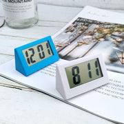 時計 置き時計 デジタル インテリア 雑貨 電池式 玄関 寝室 リビング キッチン 子供部屋 コンパクト シンプル スタイリッシュ