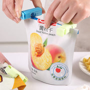 袋止めクリップ 4個セット 食品クリップ キッチン用品 日用品雑貨 整理用品 無地 単色 シンプル かわいい おしゃれ 便利グッズ 袋とじ 保存 お菓子 スナック 食べかけ