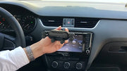 車用スマホホルダー カー用品 車載 スマホスタンド 携帯ホルダー エアコン吹き出し口 送風口 簡単取り付け iPhone Galaxy シンプル 便利 カーアクセサリー