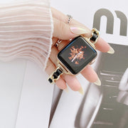 AppleWatch用 交換バンド 交換ベルト 腕時計用ベルト アップルウォッチ用 きれいめ キレイめ メタル 細身 38mm 40mm 42mm 44mm フェイクレザー レザー調 異素材 バイカラー おしゃれ かわいい 華奢 大人 ローズゴールド ホワイト 白 ブラック 黒 ピンク