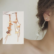 ピアス レディースピアス 両耳 蝶々 チョウ ちょうちょ バタフライ ロング ロングピアス 揺れる アクセサリー レディースアクセサリー レディース おしゃれ オシャレ 可愛い かわいい 女性用 婦人用 レディース用 お出かけ 外出 デート プレゼント 誕生日