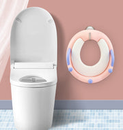補助便座 トイレ補助 子供用便座 トイレトレーニング キッズ ベビー トイトレ 持ち手付き 王冠型 トイレ練習用 幼児 赤ちゃん 丸洗い可 設置簡単 かわいい キュート おしゃれ ガーリー 女の子 男の子 ピンク 青 緑