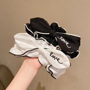 洗顔用ヘアバンド ヘッドバンド レディース 女性 ファッション雑貨 リボン 刺繍 ロゴ 英字 英語 ホワイト ブラック ピンク シンプル カジュアル ポップ ガーリー フェミニン かわいい キュート おしゃれ