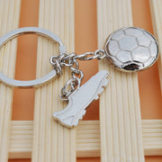 キーホルダー サッカー 単品 1個 シューズ 靴 ボール メタル 金属製 フラット 平面 立体 スポーツ 球技 部活動 運動部 チーム クラブ おしゃれ かっこいい お揃い ギフト プレゼント 贈り物