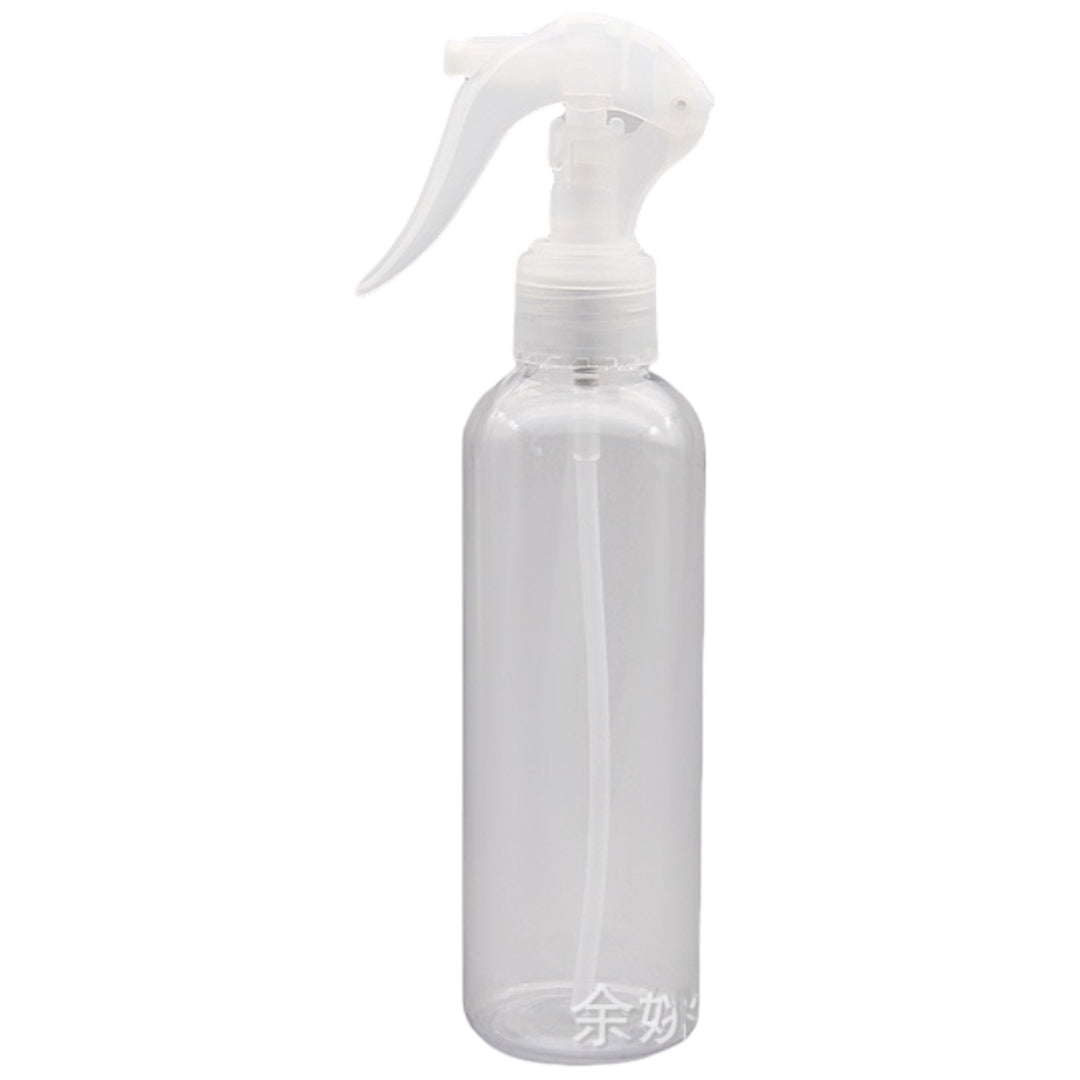 霧吹き スプレーボトル 詰め替え容器 200ml スプレイヤー 水やり ガーデニング用品 園芸用品 半透明 多用途 美容師 トリマー メイク ロック付き ミストスプレー シンプル ベーシック 日用品雑貨 かわいい コンパクト 定番 便利グッズ クリア 青 緑 白