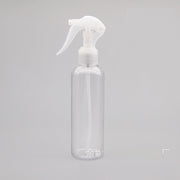 霧吹き スプレーボトル 詰め替え容器 200ml スプレイヤー 水やり ガーデニング用品 園芸用品 半透明 多用途 美容師 トリマー メイク ロック付き ミストスプレー シンプル ベーシック 日用品雑貨 かわいい コンパクト 定番 便利グッズ クリア 青 緑 白