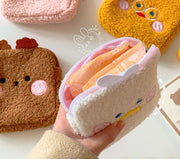 サニタリーポーチ ナプキン用ポーチ 生理用品入れ キャラクター 可愛い 小物入れ コスメポーチ モコモコ スクエア ウサギ クマ 犬 動物 コンパクト