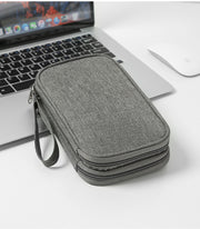 ガジェットポーチ ガジェットケース 収納ポーチ 小物入れ ケーブル イヤホン 充電器 スマホ PC周辺小物 多収納 ダブルファスナー 無地 シンプル すっきり トラベルポーチ 旅行 出張 バッグインバッグ