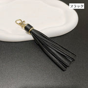 バッグチャーム キーリング キーホルダー 女性 男性 男女兼用 レディース メンズ ユニセックス ファッション雑貨 フリンジ タッセル 紛失防止 落下防止 チャーム フェイクレザー シンプル かわいい キュート お洒落 鍵 バッグ 鞄 スマホ
