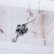 ロングネックレス ネックレス アクセサリー レディース フラワーモチーフ お花 花 フラワー ラインストーン ビジュー チェーン 雫型 シルバーカラー ブルー 可愛い かわいい お洒落 オシャレ おしゃれ きれいめ 上品 綺麗 きれい 大人可愛い 大人 女性 婦人 プレゼント ギフト 贈り物 誕生日 ファッション小物 小物 雑貨