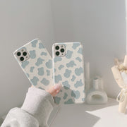 iPhone用ケース カバー スマホケース 汎用型 軽量 うし ウシ柄 牛柄 TPU フェイクレザー ソフト 耐衝撃 カメラ保護 背面保護 iPhone12用 iPhone13用 iPhone14用