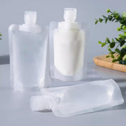 詰め替えボトル トラベルボトル ソープボトル 30ml 50ml 100ml 詰め替え容器 旅行用品 日用品雑貨 液体 小分け パウチ ハンドソープ シャンプー リンス かわいい おしゃれ 持ち運び 携帯 出張 旅行