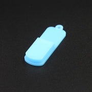 USBメモリ収納ケース 同色5個セット フラッシュメモリカバー USBメモリカバー シリコン 持ち運び 携帯 ぶら下げ 取り付け穴付き 保護カバー 紛失防止 シンプル 無地 単色 パソコン周辺機器アクセサリー フラッシュメモリー