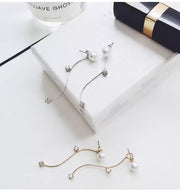 ピアス アクセサリー レディース ラインストーン フェイクパール おしゃれ かわいい S字 ゴールドカラー シルバーカラー ギフト プレゼント