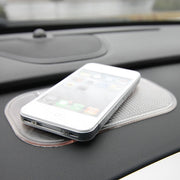 滑り止めシート 単品 1枚 車載用 ダッシュボードマット 滑り止めマット カー用品 スマホ置き 落下防止 小物置き 滑り止めパッド 車内収納 ホルダー 長方形 四角 すべり止め 小銭 カギ 鍵 カーアクセサリー