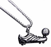ネックレス ペンダント 首飾り メンズ 男性 アクセサリー ファッション小物 シルバー チェーン かっこいい サッカー好き おしゃれ サッカーボール スパイク 彼氏 プレゼント ギフト 誕生日