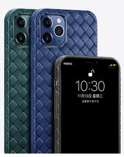 iPhone用ケース スマートフォンケース スマホ カバー 背面保護 アイフォン用 アイフォーン用 編み込み シンプル おしゃれ スタイリッシュ iPhone用 15用 Pro用 ProMax用 Plus用 14用 13用 12用 11用 mini用 スマートフォンアクセサリー