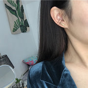 ピアス レディース スタッドピアス アクセサリー ファッション雑貨 リーフ 小ぶり シンプル ゴールド シルバー 黒 ブラック おしゃれ 小物