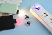 USBライト LEDライト USBメモリ型 ミニサイズ 小型 コンパクト ポータブル 携帯 持ち運び デスクライト 読書灯 足元灯 夜間