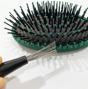 ヘアブラシクリーナー お手入れ 髪の毛 単品 櫛 くし ヘアブラシ クリーニング 掃除 髪の毛取り 汚れ取り ホコリ取り 金属製 簡単 日用品 生活雑貨 洗面用具 清潔 抜け毛 単色 無地 シンプル 便利グッズ コンパクト