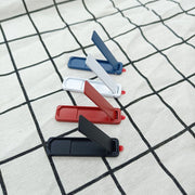 スマホスタンド 折り畳み 折りたたみ 貼り付け 粘着 キックスタンド 携帯スタンド メタル 薄型 ミニ コンパクト 縦置き 横置き 卓上 動画視聴 テレワーク 会議 簡単取り付け 便利