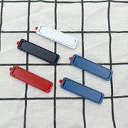 スマホスタンド 折り畳み 折りたたみ 貼り付け 粘着 キックスタンド 携帯スタンド メタル 薄型 ミニ コンパクト 縦置き 横置き 卓上 動画視聴 テレワーク 会議 簡単取り付け 便利
