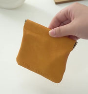 化粧ポーチ 化粧ケース コンパクト 収納袋 小物入れ 携帯用 持ち運び 持ち歩き イヤホン 口紅 片手 ワンハンド 開閉 バネ式