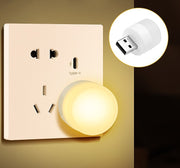 ナイトライト LED USB ミニライト 5個セット 小型 ミニ 白色 昼光色 PCアクセサリー 携帯 間接照明 足元照明 ベッドサイドランプ 持ち運び 夜間ライト 寝室 卓上 就寝 災害時 アウトドア コンパクト ポータブル ホワイト 白