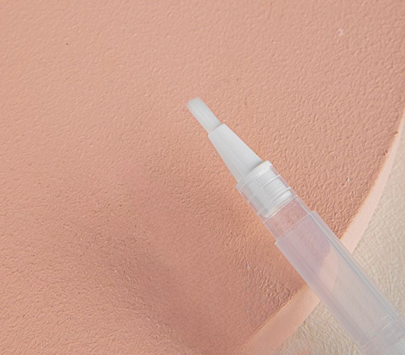 ツイストペン レディース ネイルオイル リキッドファンデーション コンシーラー 5ml 商品画像2