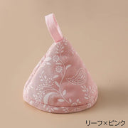 鍋つかみ ミトン 単品 1個 キッチン用品 三角 トライアングル 吊り下げ ループ付き 格子柄 チェック シェブロンストライプ リーフ 葉 麦穂柄 おしゃれ かわいい 台所用品 グレー ピンク イエロー
