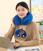 ネックピロー 首枕 クッション U字型 首サポート スナップボタン 英字ロゴ ループ付き トラベルグッズ 安眠グッズ 仮眠 昼寝 旅行 車内 長距離移動 機内 オフィス