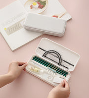 ペンケース 筆箱 文具入れ 文房具 ステーショナリー雑貨 長方形 箱型 仕切り付き 小物入れ 持ち運び 鉛筆 ペン入れ 無地 シンプル おしゃれ かわいい