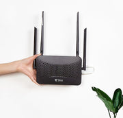 電源タップホルダー 壁掛け収納 リモコンホルダー ルーターホルダー 目立たない シール式 壁に傷をつけない 頑丈 しっかり固定 落ちない 便利