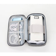 ガジェットポーチ ガジェットケース 収納ポーチ 小物入れ ファスナー 長方形 トラベルポーチ スマホ入れ 多機能 撥水 コード 充電ケーブル イヤホン コード小物 持ち歩き便利 お出掛け 整理 出張 無地 マジック テープ