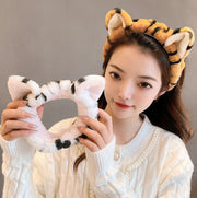 ヘアバンド ヘッドバンド レディース ヘアアクセサリー 洗顔 化粧 ふわふわ もこもこ 耳付き トラ 虎 動物 アニマル 可愛い