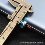キーホルダー ノギス キーリング チャーム ペンダント 男女兼用 服飾小物 飾り ミニ工具 定規 計測 おしゃれ かっこいい