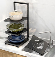 キッチンラック 3段 収納ラック 棚 キッチン収納 シンク下 食器棚下 高さが変えられる 整理棚 組み立て式 フリーラック 多目的棚 スチール製 お鍋 お皿 調味料 調理器具 洗剤 収納棚 整理整頓 スッキリ 片づけ