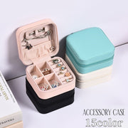 アクセサリーケース アクセサリー収納 収納 ジュエリーボックス ジュエリーラック ネックレス ピアス イヤリング インテリア雑貨 整理用品 コンパクト 小物入れ スクエア ファスナー 単色 便利 おしゃれ かわいい 持ち運び お出かけ 防水