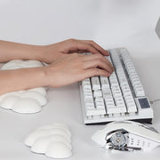 キーボード用リストレスト ハンドレスト 生活雑貨 PC関連雑貨 雲型 もこもこ 防滑 負担軽減 無地 ブラック ホワイト ピンク ブルー シンプル カジュアル ポップ 可愛い キュート おしゃれ PC作業 オフィス 勉強