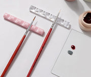 ネイルブラシスタンド ブラシホルダー 5本用 筆置き ネイル用品 ネイルアート ジェルネイル スリム シンプル メイクブラシホルダー 簡単 便利
